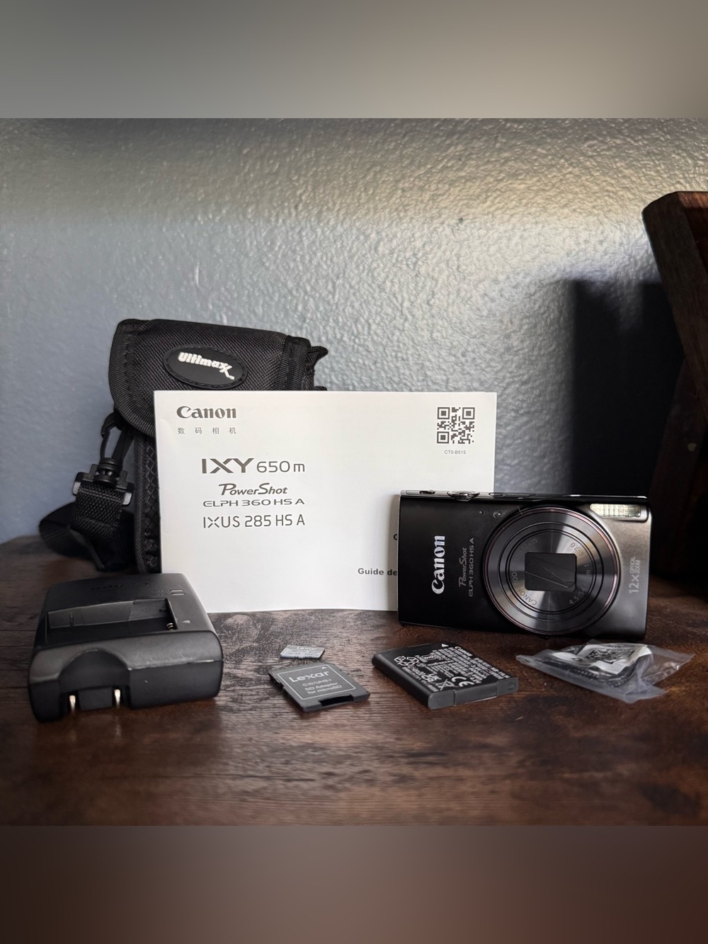 Canon PowerShot IXUS / IXY Compact Camera Kit - Black